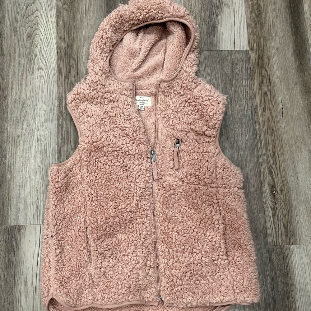 Vest vintage pink, medium size brand new